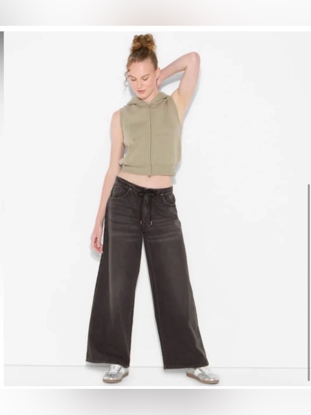 Wild Fable Low-Rise Wide Leg Loose Jeans